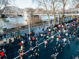 Coureurs au marathon de Paris 2021